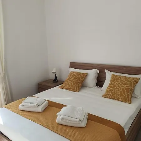 Apartment Deviveschi *